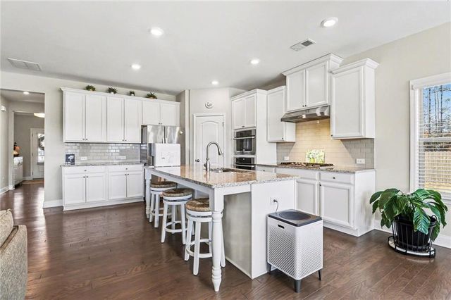 867 Alaina Marie Court, Buford, GA 30518