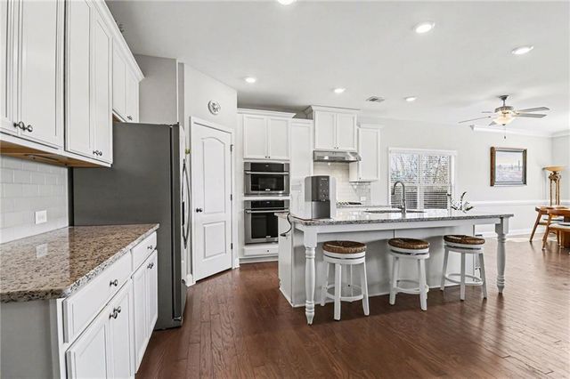 867 Alaina Marie Court, Buford, GA 30518