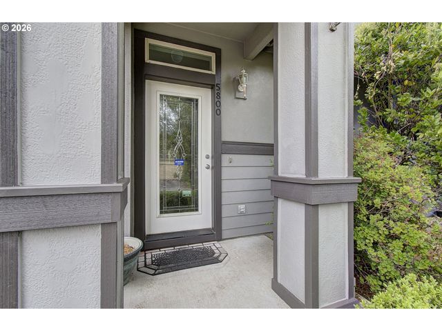 5800 Ne 48TH St, Vancouver, WA 98661