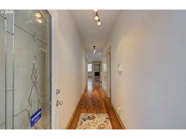 5800 Ne 48TH St, Vancouver, WA 98661