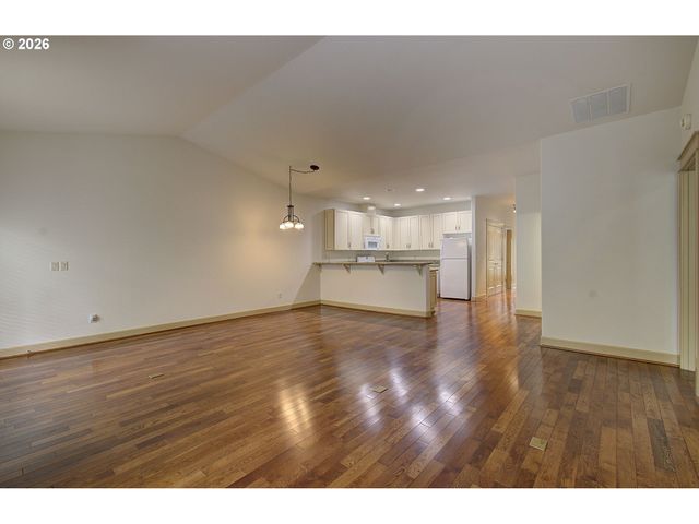 5800 Ne 48TH St, Vancouver, WA 98661