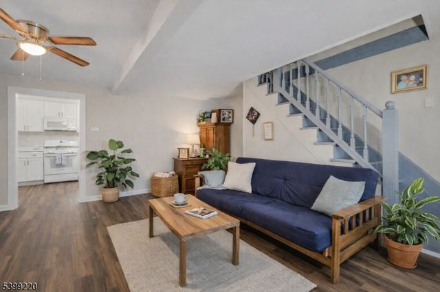 14 Church St, Sussex Boro, NJ 07461