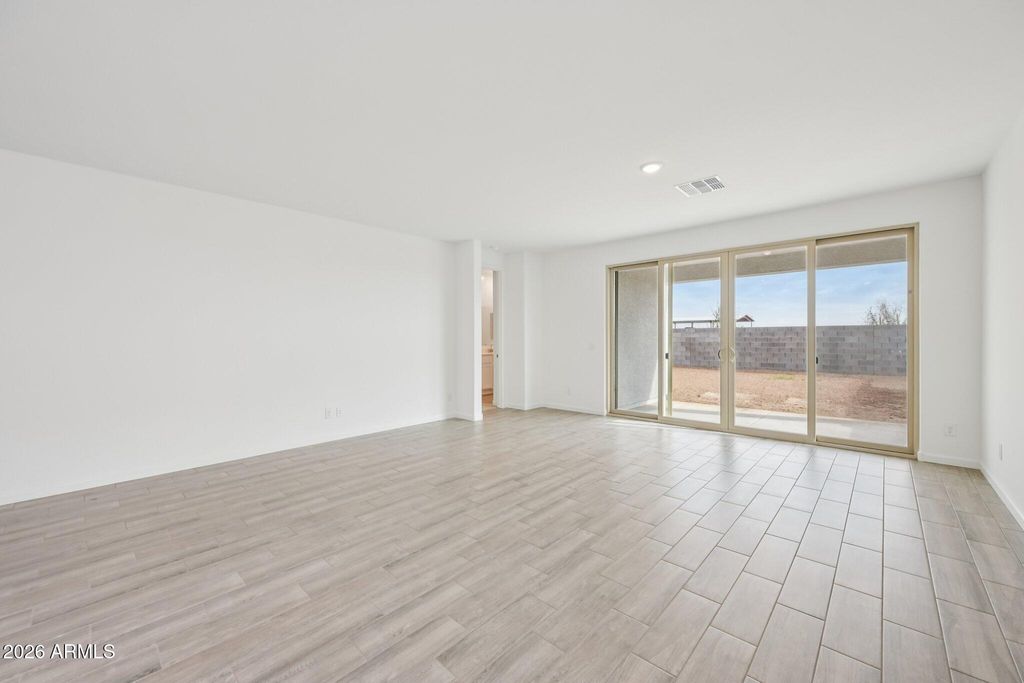 10461 N 157TH Drive, Waddell, AZ 85355 — photo 4