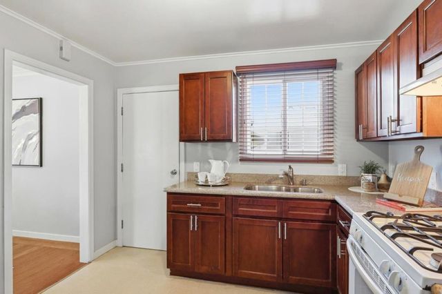 3705 Pasadena Drive, San Mateo, CA 94403