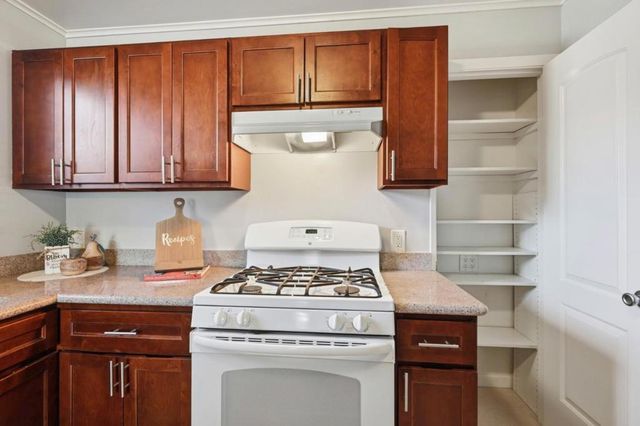 3705 Pasadena Drive, San Mateo, CA 94403