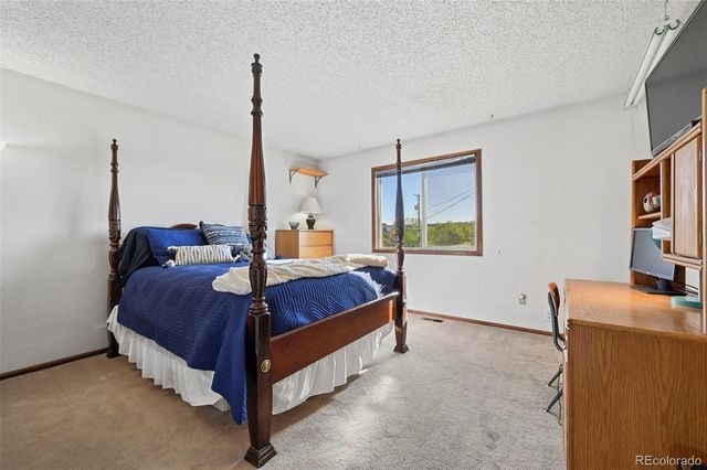 5225 Sapphire Drive, Colorado Springs, CO 80918