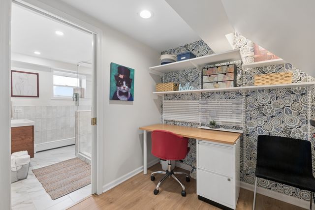 1101 Rossell Avenue, Oak Park, IL 60302