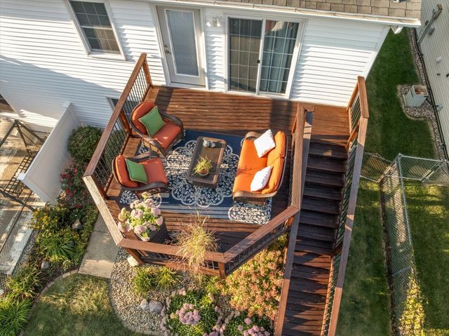 2731 Arrowhead Drive, Bloomington, IL 61704