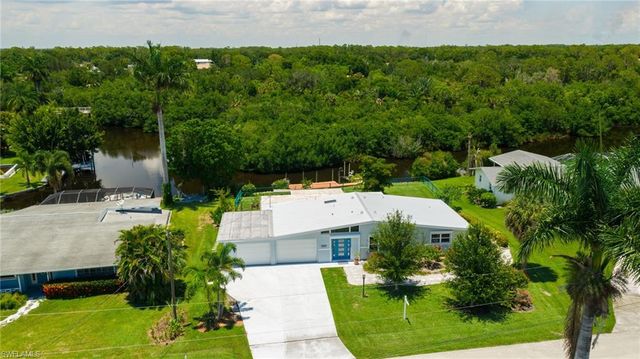 1729 Club house RD, North Fort Myers, FL 33917