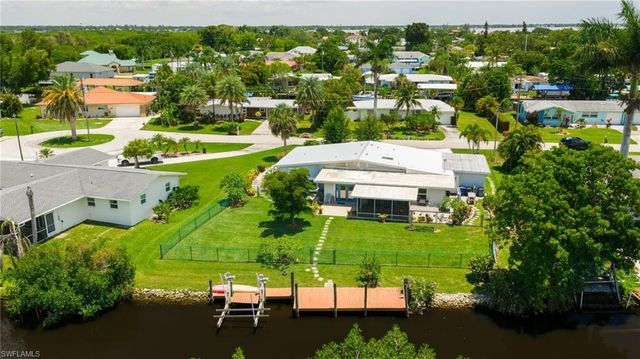 1729 Club house RD, North Fort Myers, FL 33917