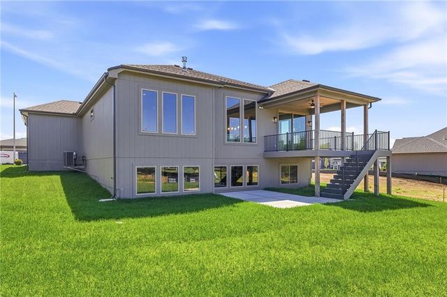 908 Savannah Lane, Greenwood, MO 64034