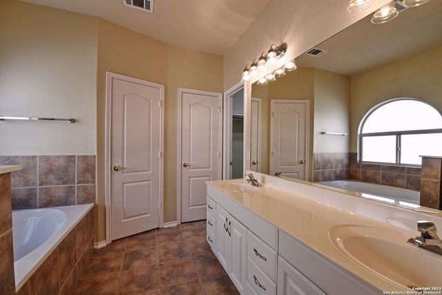 25303 Mesa Ranch, San Antonio, TX 78258