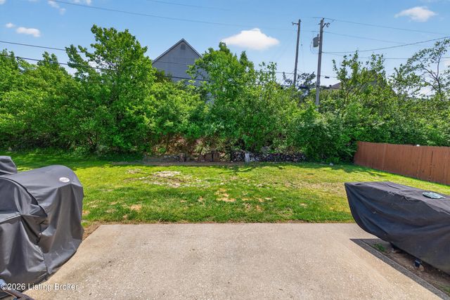 1039 River Bend Rd, Frankfort, KY 40601