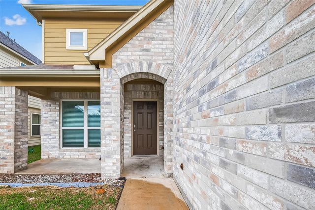 16763 N Gull Drive, Conroe, TX 77385