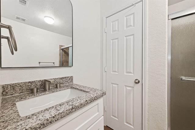 16763 N Gull Drive, Conroe, TX 77385