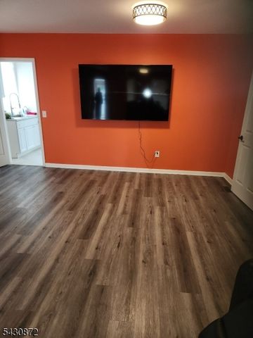 132 Eppirt St, East Orange City, NJ 07018