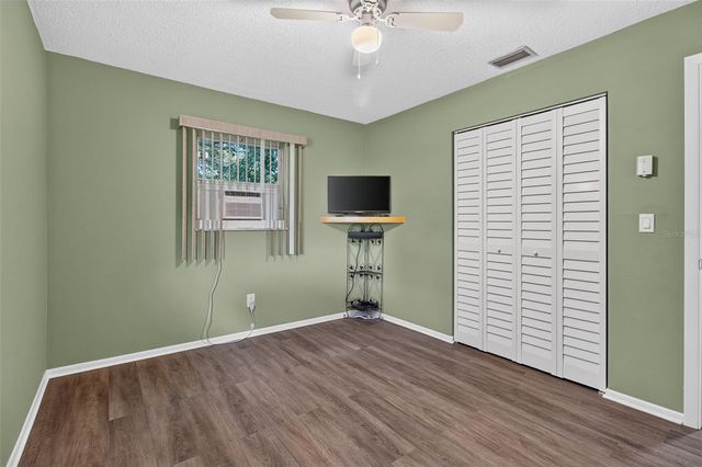 1150 1ST AVENUE NW, Largo, FL 33770
