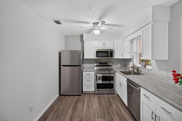 1150 1ST AVENUE NW, Largo, FL 33770
