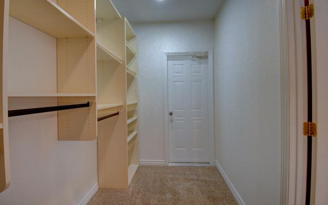 10401 Karen Avenue NE, Albuquerque, NM 87111