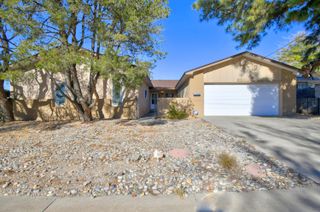 10401 Karen Avenue NE, Albuquerque, NM 87111