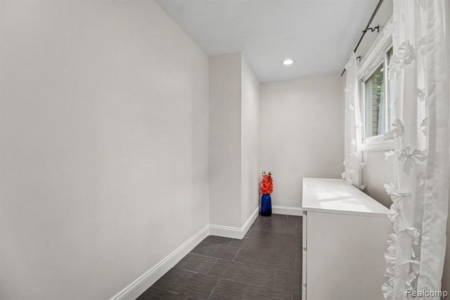 2373 Rutherford Road, Bloomfield Hills, MI 48302
