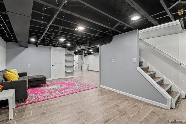 2373 Rutherford Road, Bloomfield Hills, MI 48302