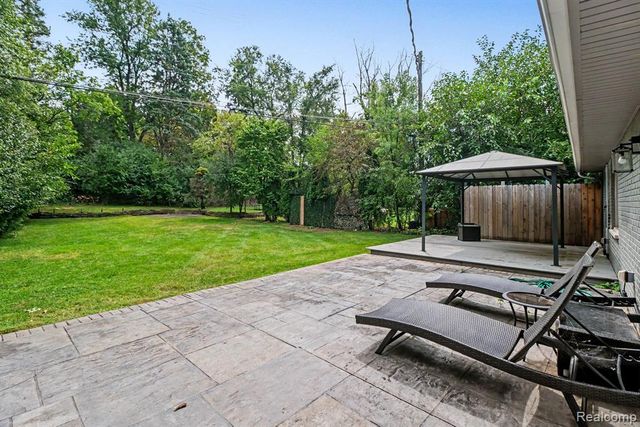 2373 Rutherford Road, Bloomfield Hills, MI 48302
