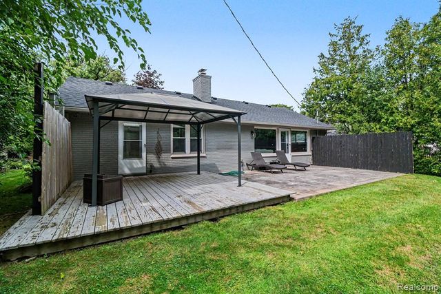 2373 Rutherford Road, Bloomfield Hills, MI 48302