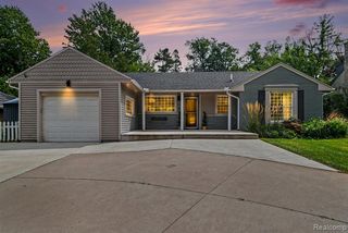 2373 Rutherford Road, Bloomfield Hills, MI 48302