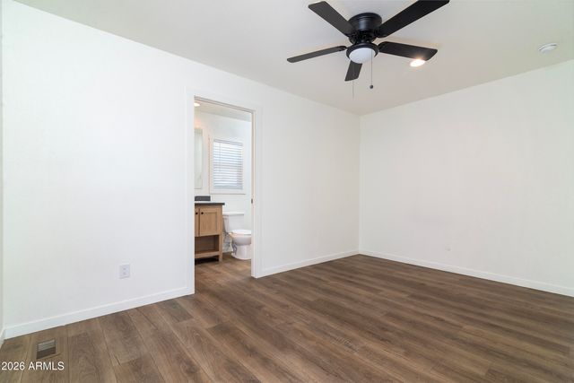 8601 N 71st Avenue 119, Glendale, AZ 85301