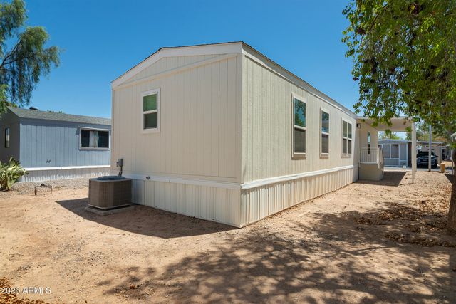 8601 N 71st Avenue 119, Glendale, AZ 85301