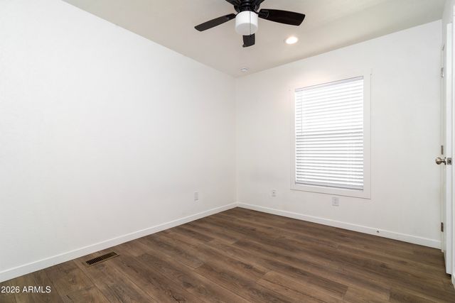 8601 N 71st Avenue 119, Glendale, AZ 85301