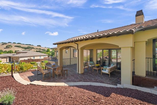 9175 Tea Tree Way, Gilroy, CA 95020