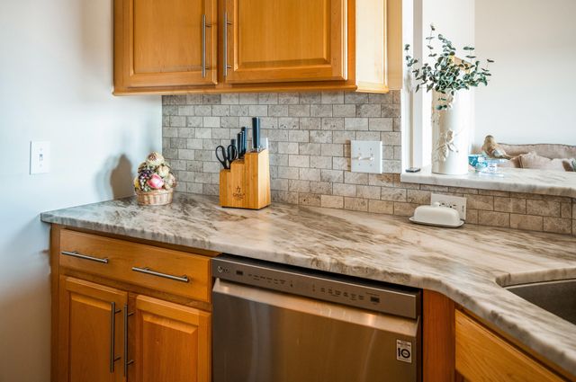 1028 Siesta Key CT, Moneta, VA 24121