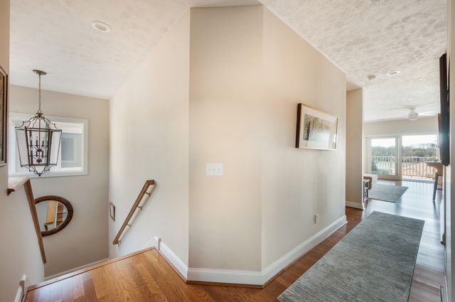 1028 Siesta Key CT, Moneta, VA 24121