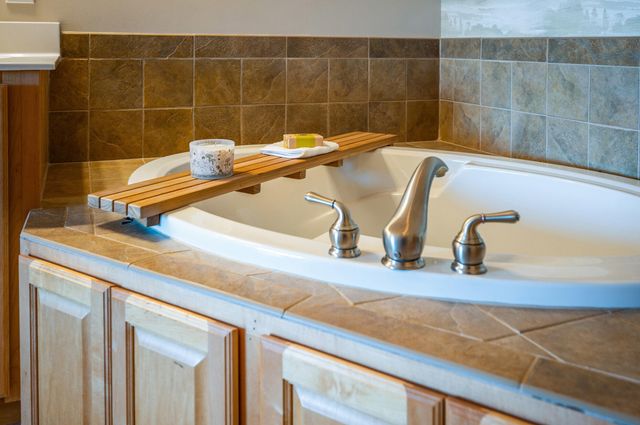 1028 Siesta Key CT, Moneta, VA 24121