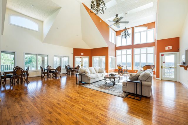 1028 Siesta Key CT, Moneta, VA 24121