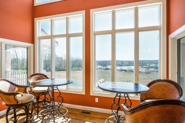 1028 Siesta Key CT, Moneta, VA 24121