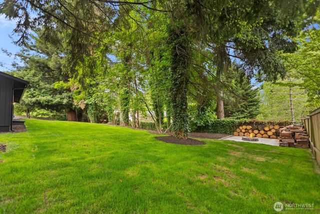 2420 236th Street SW, Brier, WA 98036