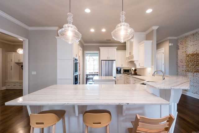 403 Miramar Boulevard, Little Rock, AR 72223