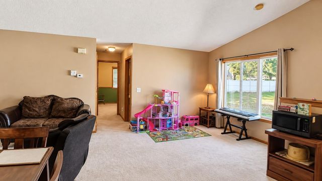 11109 Frankfort Parkway NE, Saint Michael, MN 55376
