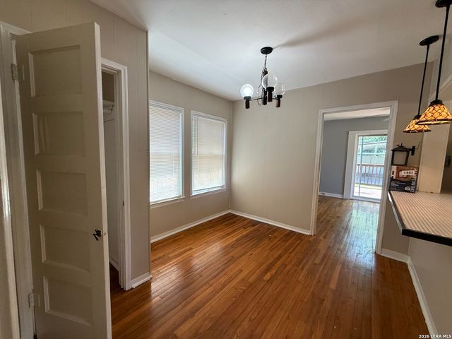 142 Vassar Ln Apt 2, San Antonio, TX 78212