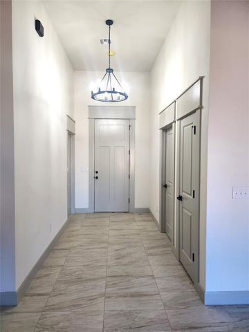 11617 NW 103rd Street, Yukon, OK 73099