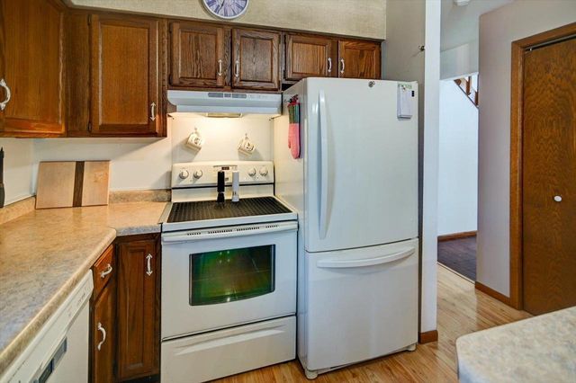 400 Old Indian Trail, Deforest, WI 53532