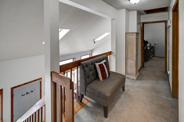 400 Old Indian Trail, Deforest, WI 53532