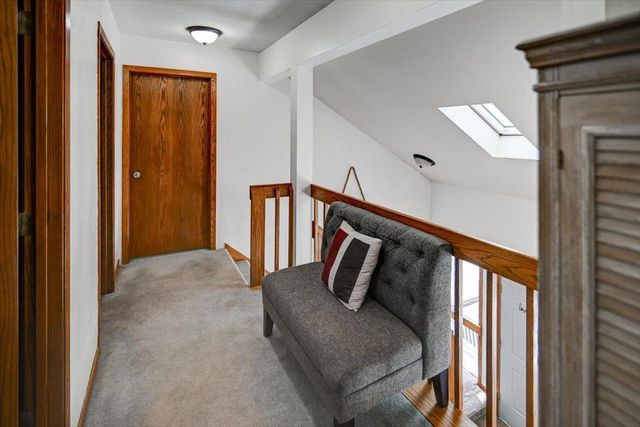 400 Old Indian Trail, Deforest, WI 53532