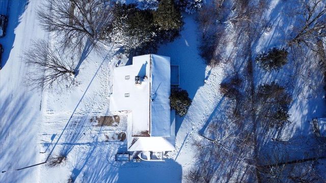 400 Old Indian Trail, Deforest, WI 53532