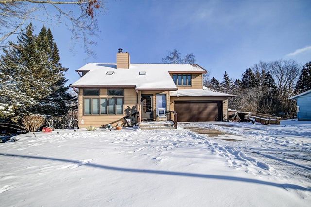 400 Old Indian Trail, Deforest, WI 53532