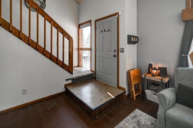 400 Old Indian Trail, Deforest, WI 53532