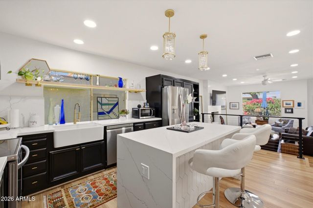 8212 E DEL CUARZO Drive, Scottsdale, AZ 85258